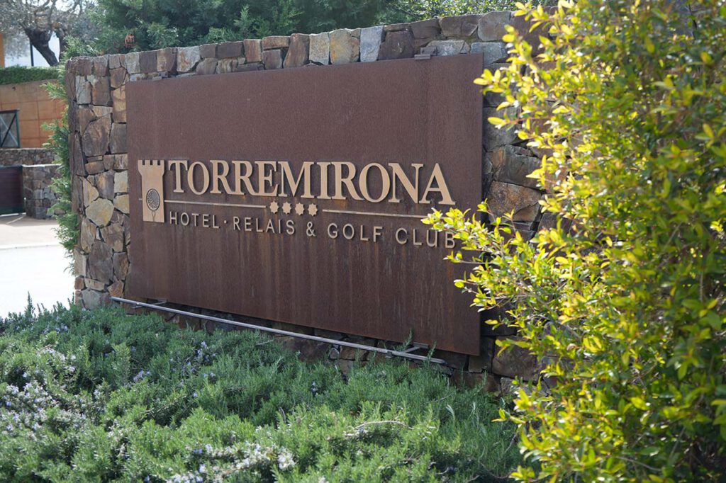 Golf Club Torremirona, Adventures of a Golfnomad