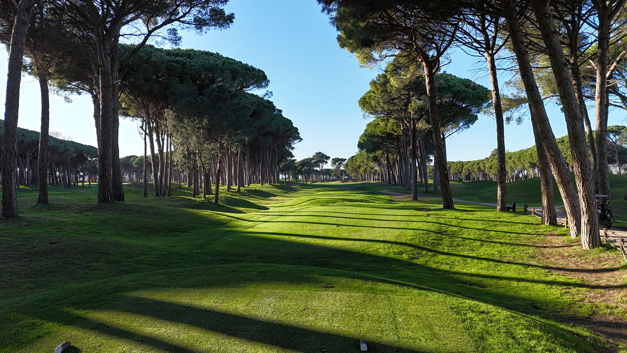 Golf Empporda for the book adventures of a golfnomad in Spain