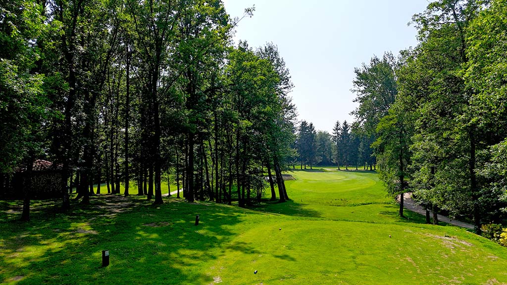 Clubhouse Golf Larrabea for the book adventures of a golfnomad